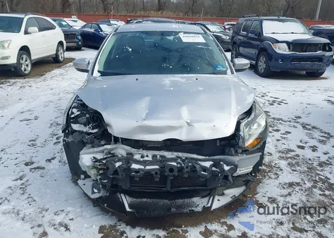 2013 Ford Focus Se из США, поврежденный, VIN 1FADP3F28DL201792